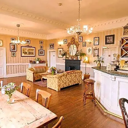 Preston House Boutique Аббилейкс