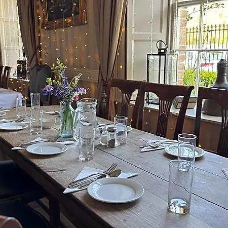 Отель Preston House Boutique
