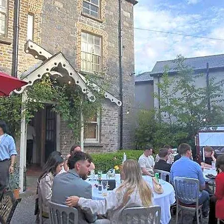 Preston House Boutique Отель Аббилейкс